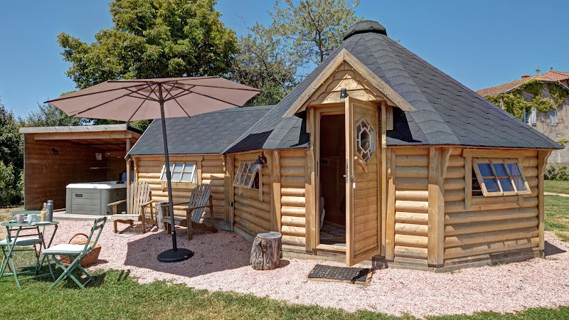 Yourtes & Tipis