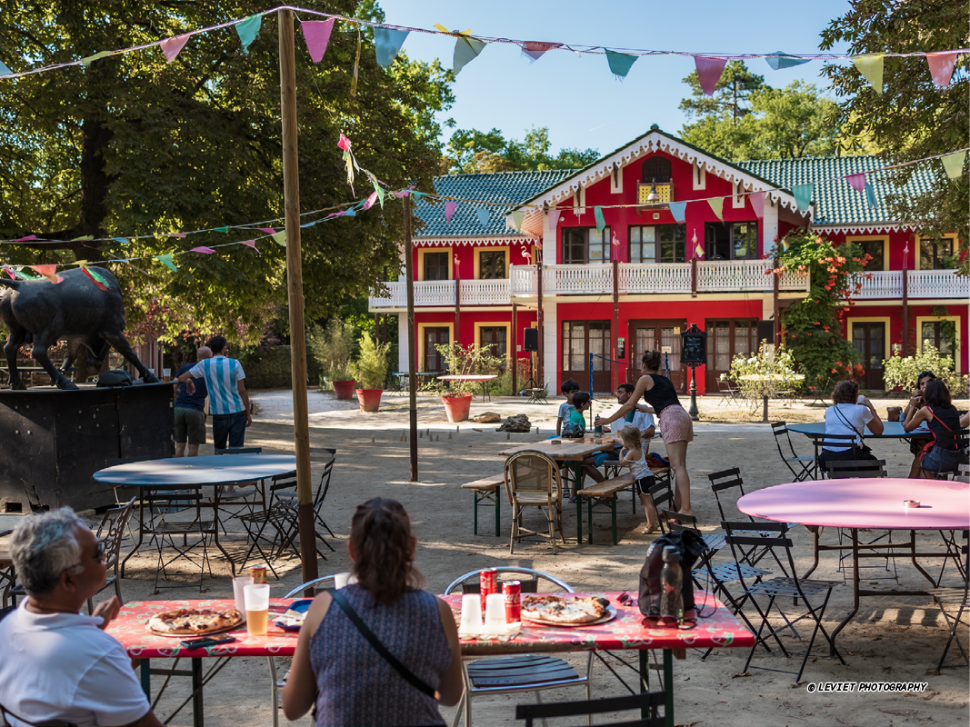 Rosa Bonheur à l'Est — Guinguettes & restaurants festifs — Paris