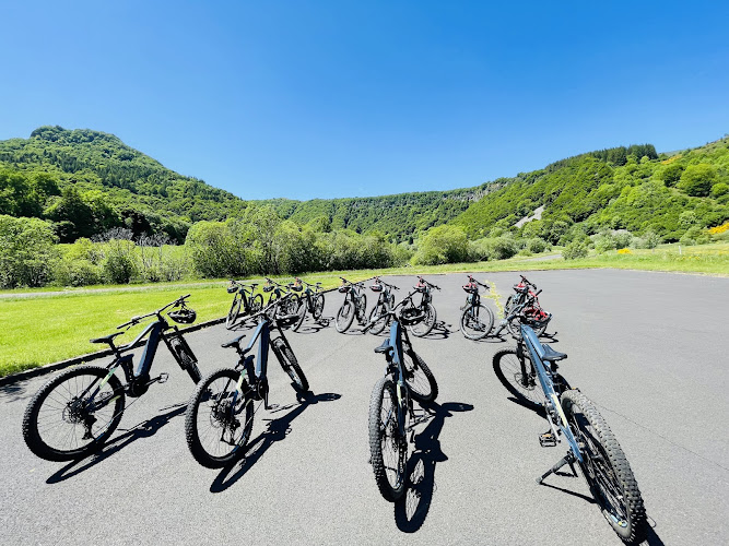 Morel Sport Centre – Location ski et VTT Super Besse — Randonnée VTT — Besse-et-Saint-Anastaise
