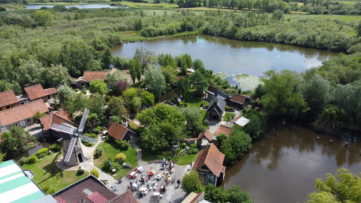 Saint Joseph Village — Musées Historiques — Guînes