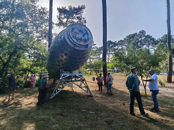 La Forêt d’Art Contemporain - une trentaine d’œuvres dans les Landes de Gascogne - Land art & parcours artistiques en pleine nature - Sabres