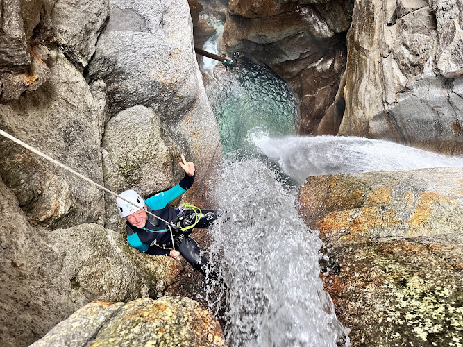 Vertic'Eau Canyoning & Aventure — Via Ferrata — Bessans