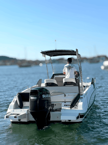 CAP HENDAIA Location Bateaux — Hendaye