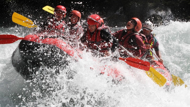 Eaux Vives Rafting Hydrospeed Cano-raft (Savoie) — Hydrospeed : Nage en Eau Vive — Bourg-Saint-Maurice