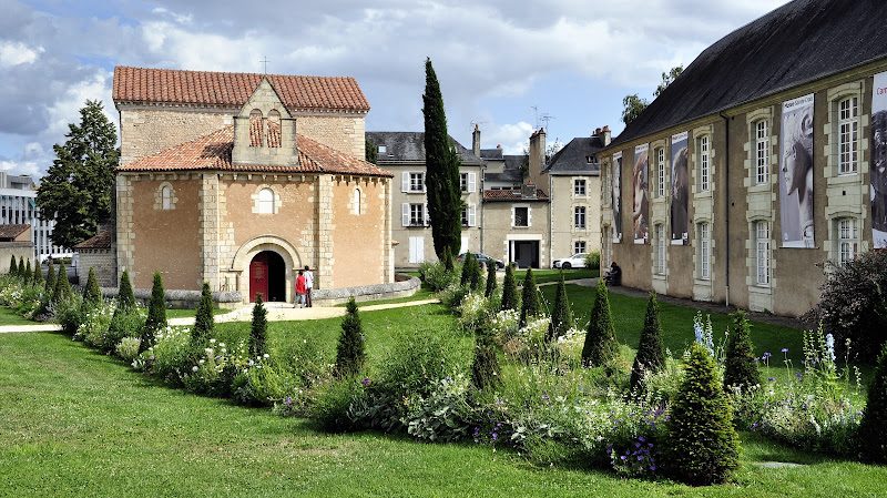 Baptistère Saint-Jean — Patrimoine — Poitiers