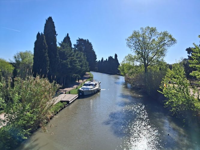 Les Canalous Colombiers - bateau habitable sans permis sur le canal du Midi — Location de bateaux sans permis — Colombiers