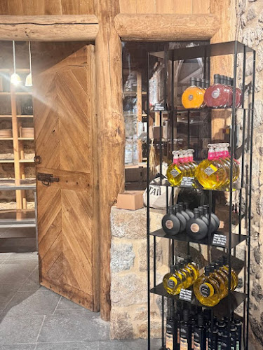 Fromagerie Ottavi – visite des ateliers — Visite de fabrique gourmande & spécialités du terroir — Ghisonaccia