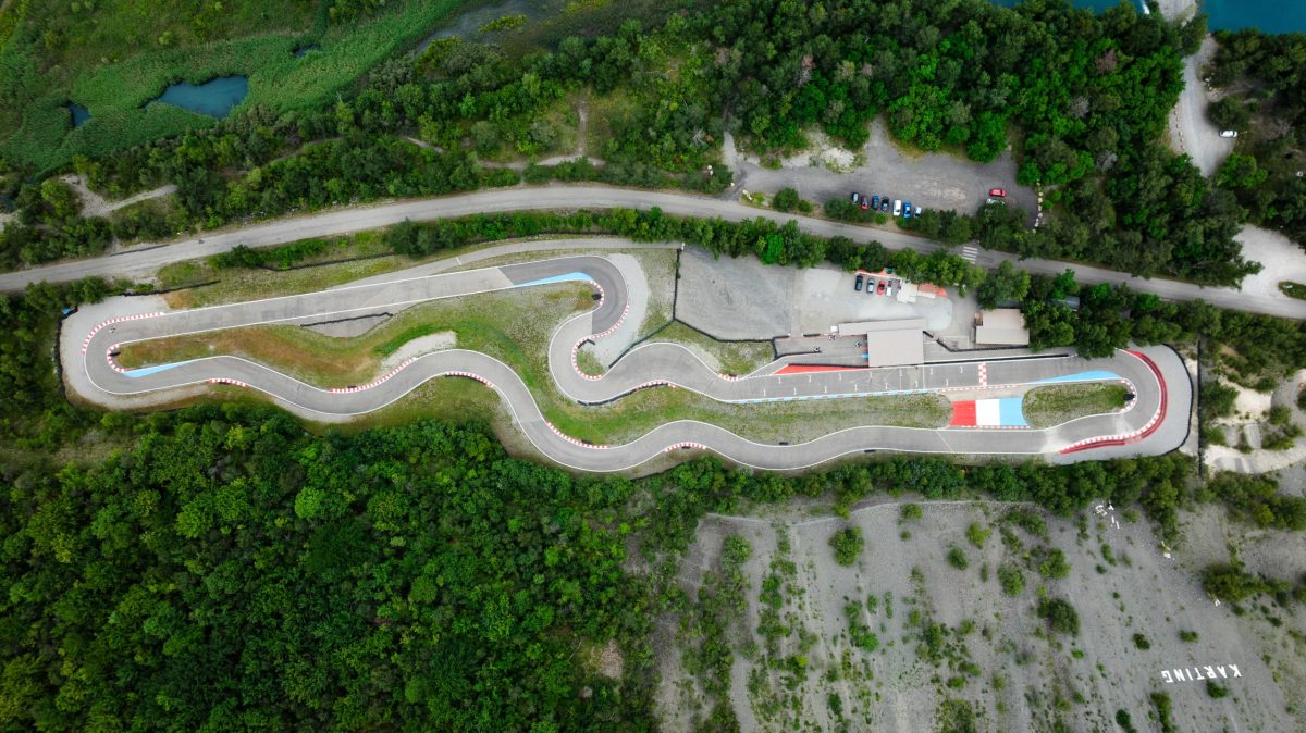 Karting des 3 lacs — Piégut