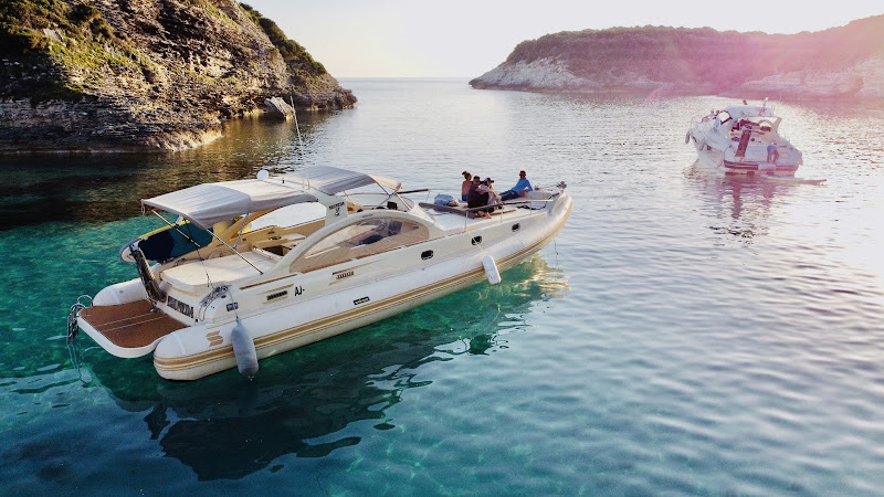 Corse Nautic Escape - Excursion Bateau Bonifacio — Dîner-croisière & croisière gourmande — Bonifacio
