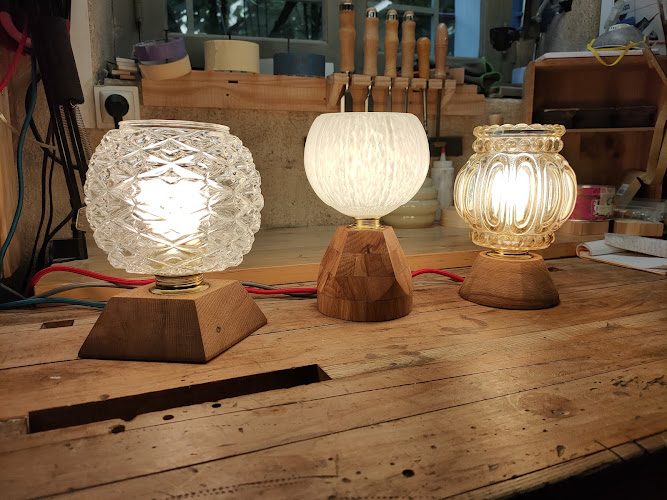 Les Prototypes - fabriquez une lampe en bois upcyclé à Dijon — Stage de Menuiserie : Fabriquez Votre Meuble — Dijon