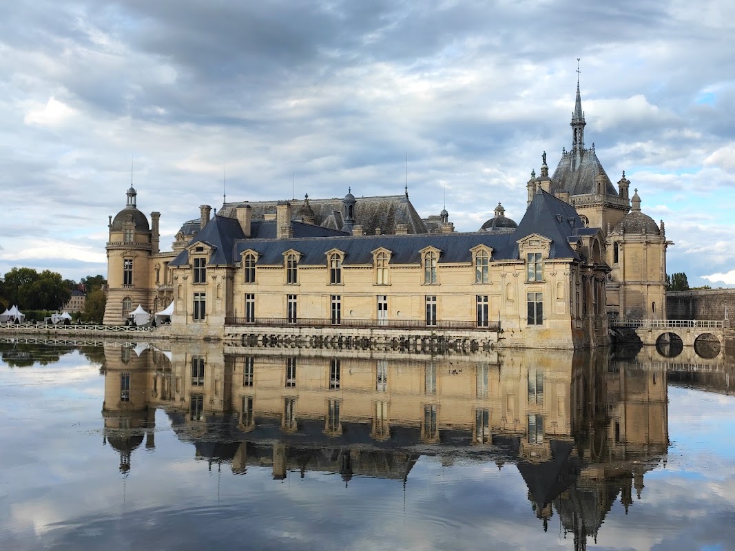 Location de rosalie au Château de Chantilly