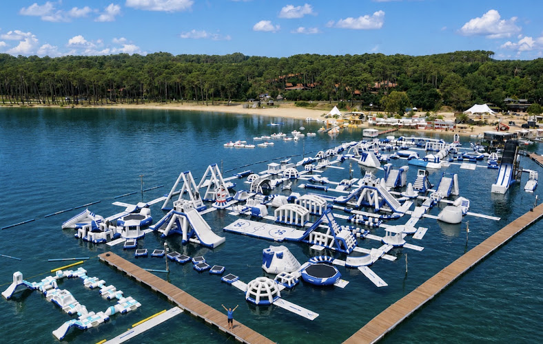 AquaPark Biscarrosse – parc aquatique gonflable — Biscarrosse