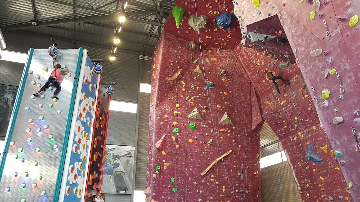 Salle d'escalade Cime Altitude 245 — Parcours d'escalade en intérieur — Dijon