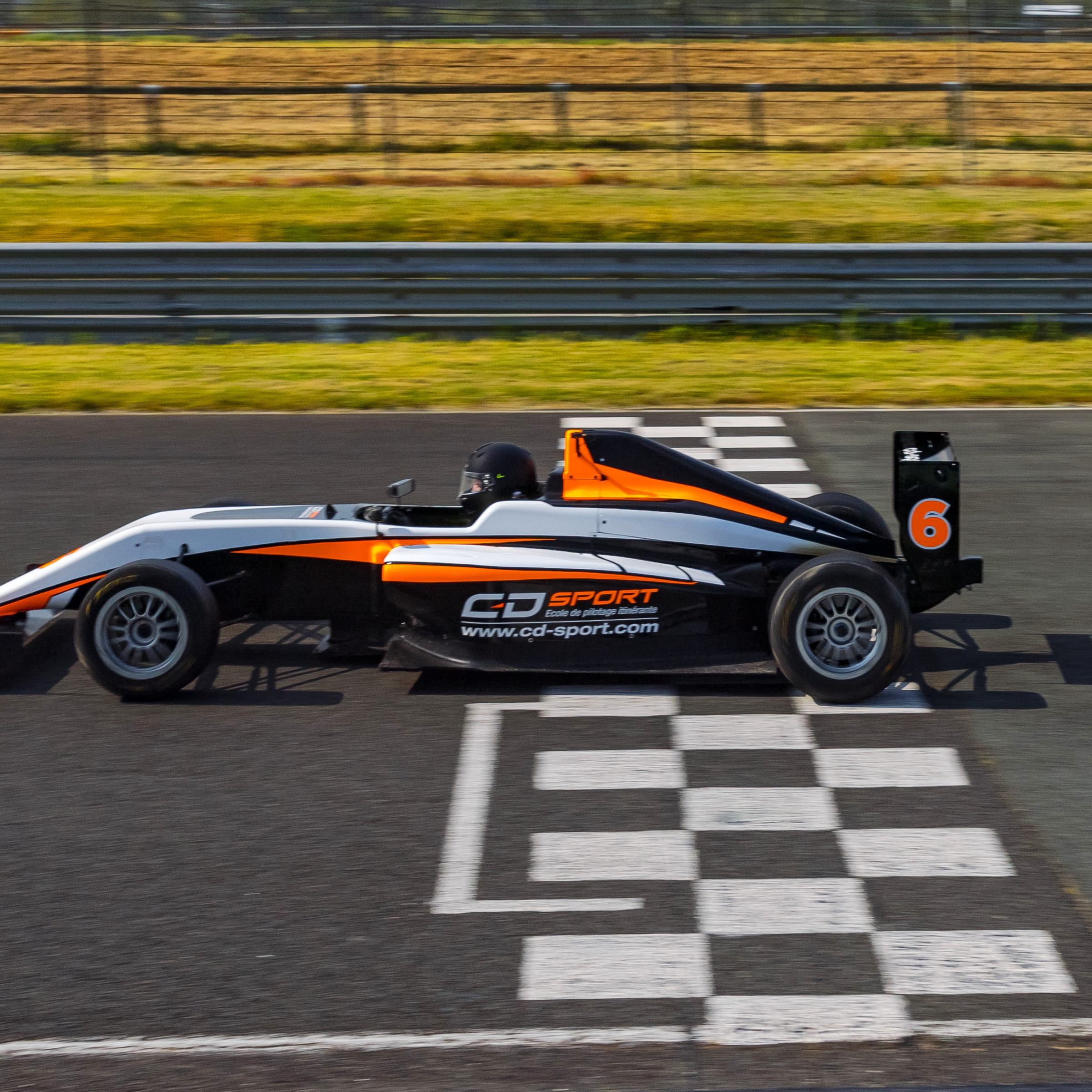 Stage de pilotage monoplace F4 grand circuit de la Ferté Gaucher