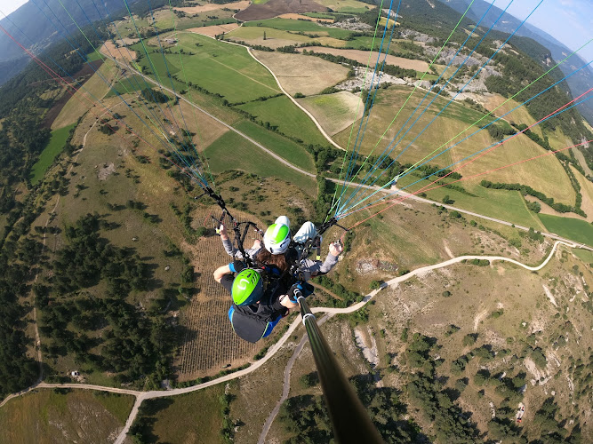 Vuducielparapente Ecole de parapente Luc en Diois