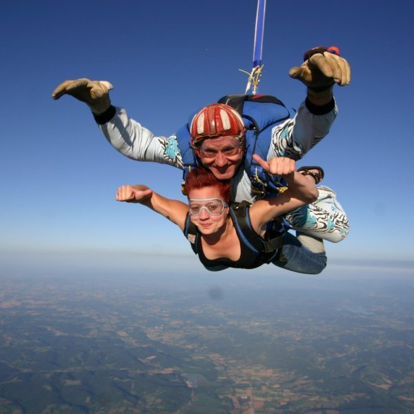 Centre Ecole Parachutisme de l'Ariège — Saut en Parachute - Tandem — Les Pujols