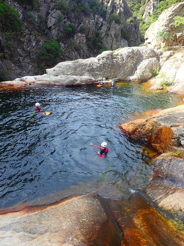 Terre Liquide / Canyoning