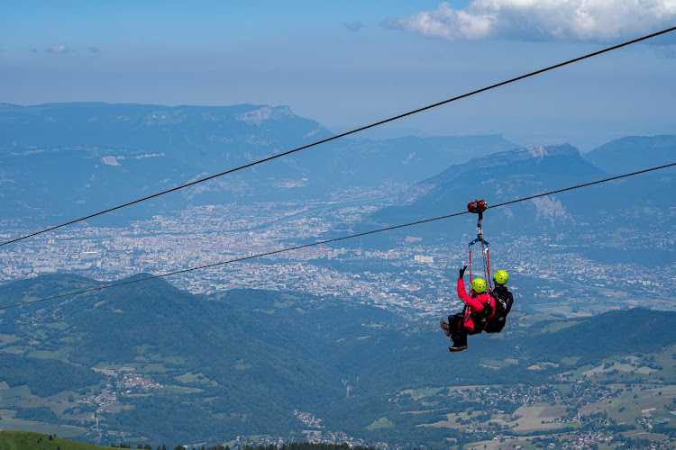 Tyrolienne géante - Adrenaline Park