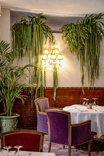 Pampa Bar & Brasserie (anciens bains de Montpellier) — Restaurants dans un lieu historique & patrimonial — Montpellier