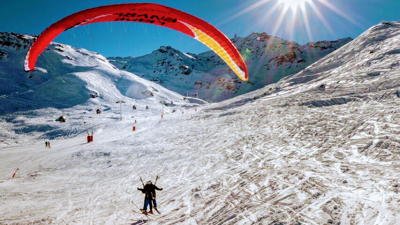 LIBRE ENVOL - BIPLACE PARAPENTE - VAL THORENS — Baptême en parapente — Val Thorens