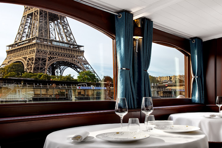 Restaurant Don Juan II - Yachts de Paris — Dîner-croisière & croisière gourmande — Paris
