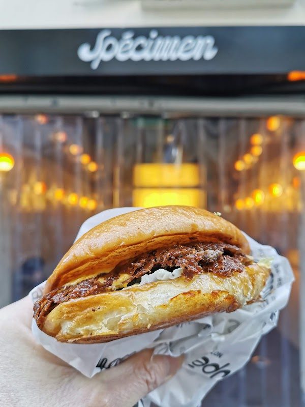 Spécimen Burger Saint Germain