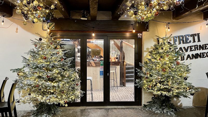 Le Freti - institution fromagère et fondue savoyarde depuis 1974 - Restaurants de terroir & cuisine de grand-mère - Annecy