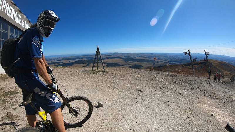 NICOVELO , école de VTT de SuperBesse — Randonnée VTT — Besse-et-Saint-Anastaise
