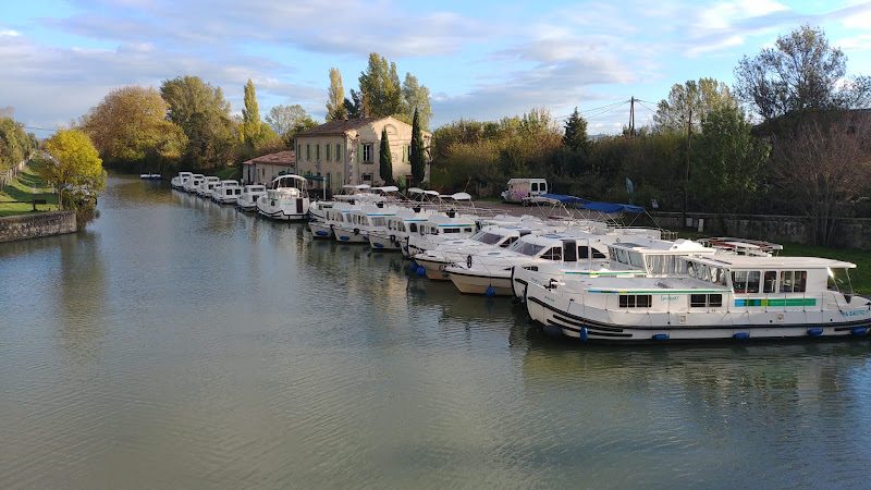 Locaboat Holidays - Base de Bram — Location de bateaux sans permis — Bram