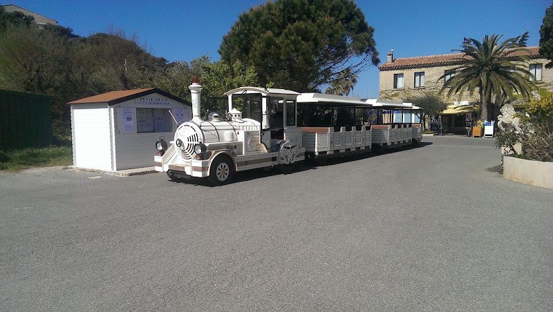Petit Train des Embiez - tour commenté de l’île en 30 à 40 minutes