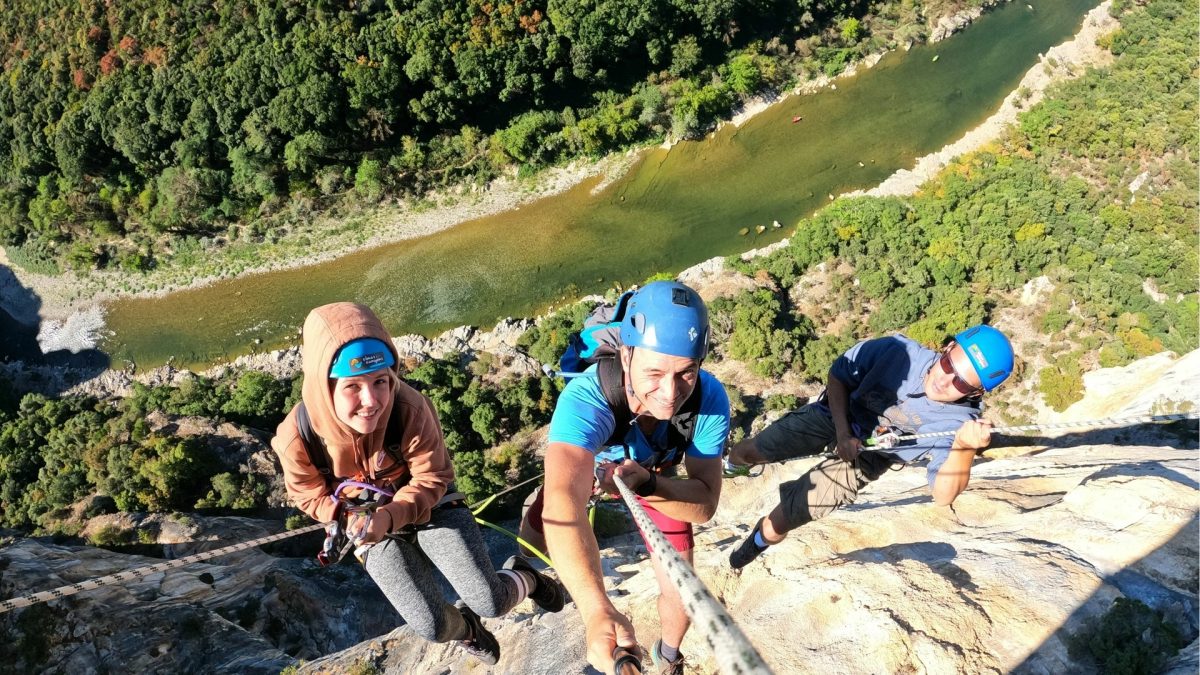 Cimes & Canyons - barrancos et grand rappel de 180 m en Ardèche
