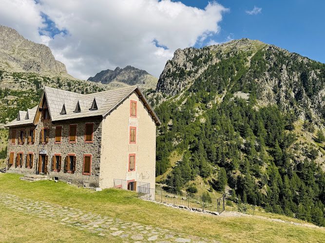 Refuge de la Madone de Fenestre - panorama sur le Gélas, accès pédestre en 2026 — Refuges de montagne — Saint-Martin-Vésubie