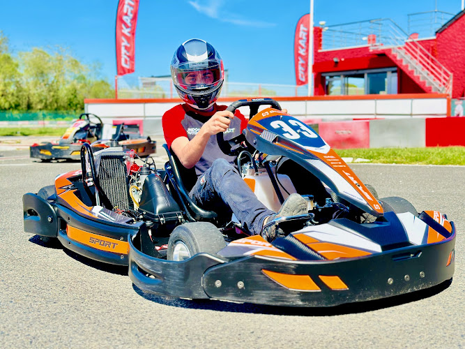 City Kart - Karting Outdoor à Nantes — Stage de pilotage enfant — Sautron