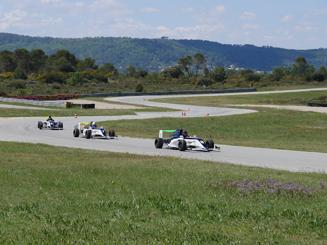 Circuit du Var — Stage de pilotage moto — Le Luc