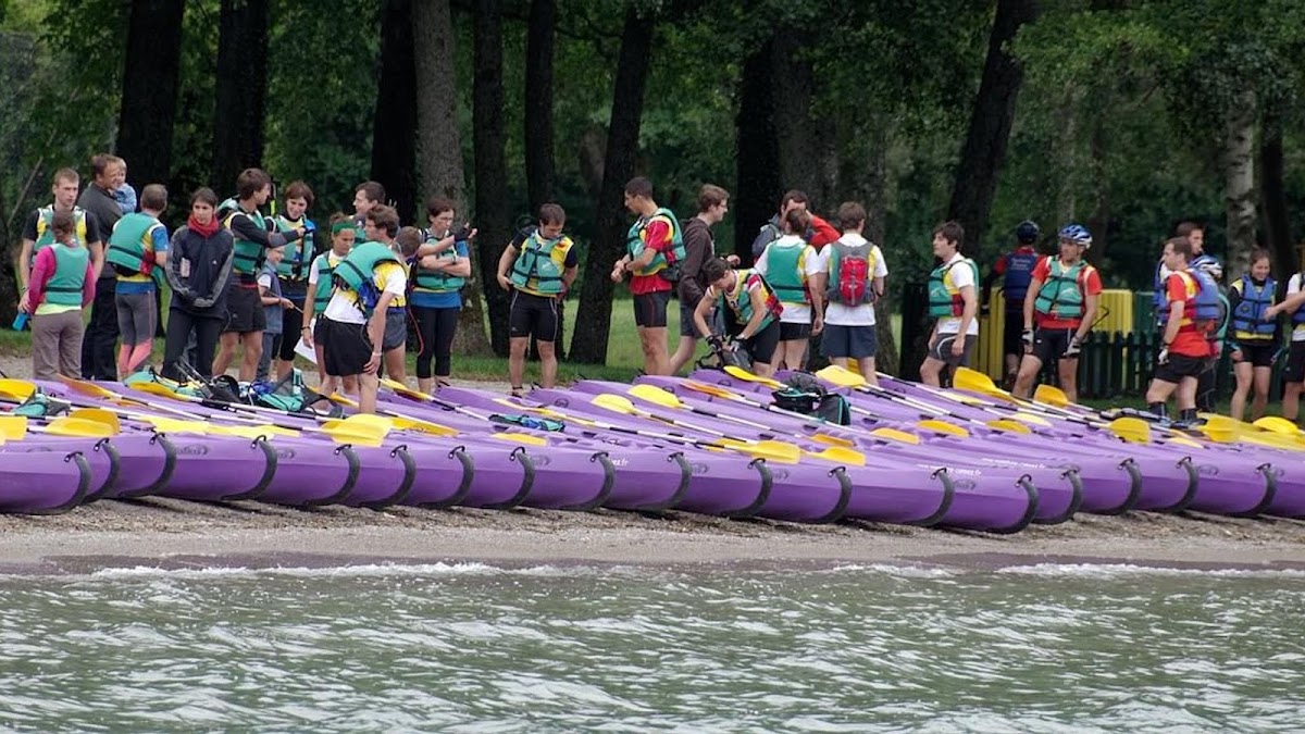 Aventure Canoës — Canoë - Kayak — Salavas