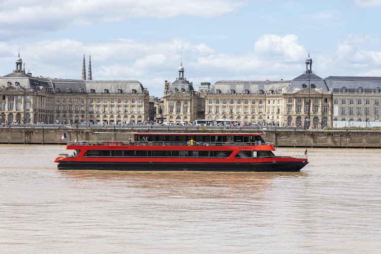 Les Bateaux Bordelais