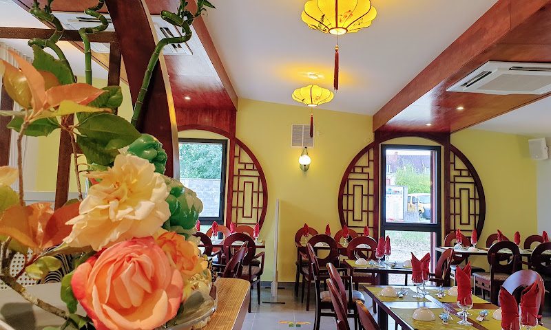 Le Petit d'Asie - Restaurant — Meilleurs restaurants de cuisine du monde — Noyant-d'Allier