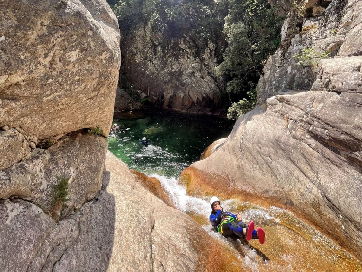 Corsica Madness | Canyoning à Bavella en Corse du Sud — Zonza