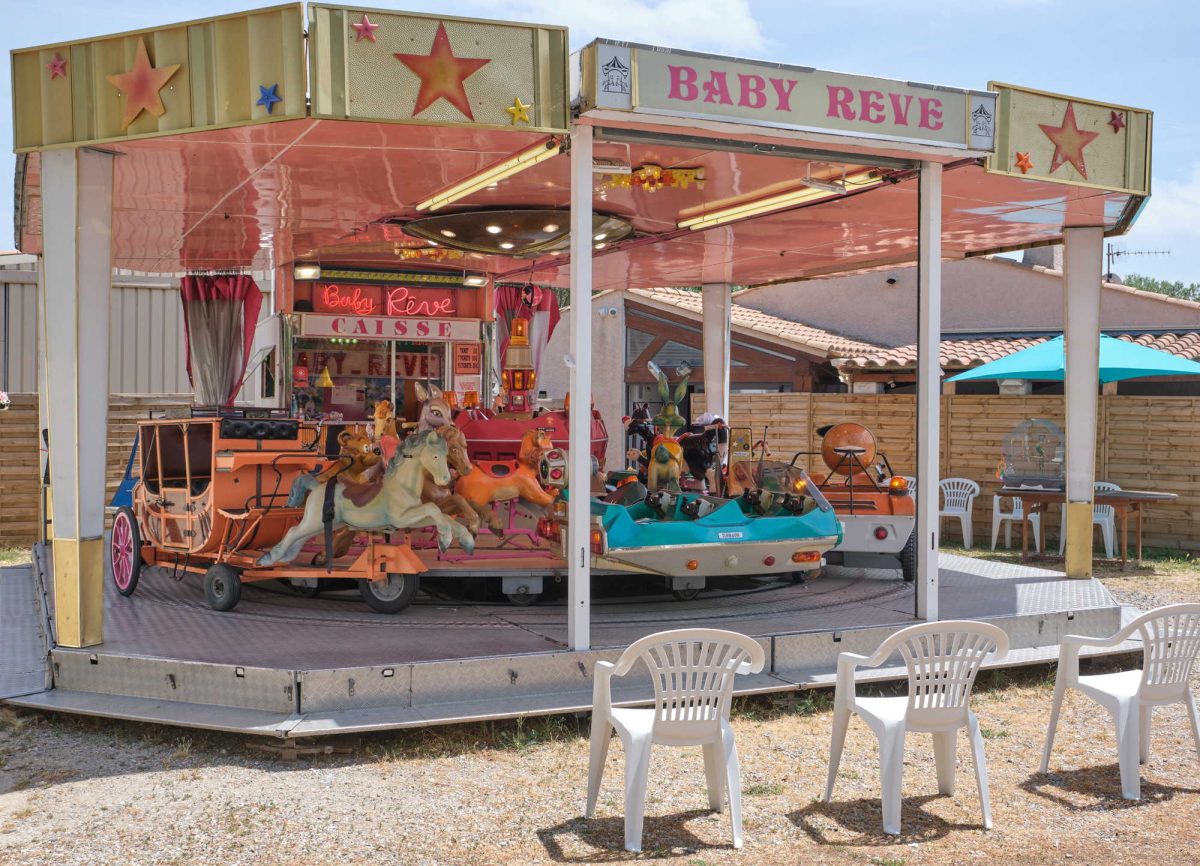 Parc D’attractions Enfantin Baby Rêve Le Paradis des Enfants — Parcs d'attraction — Caunes-Minervois