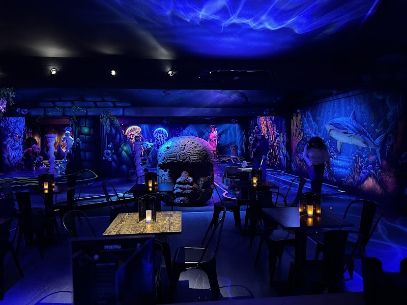 Ocean12 Mini Golf - Paris