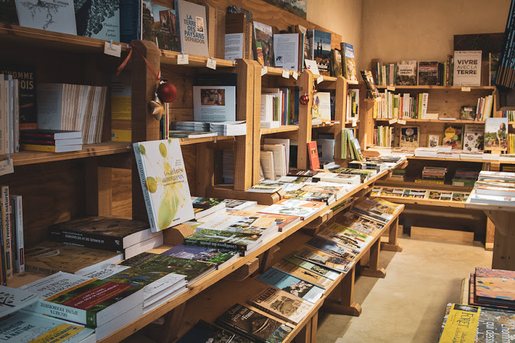 Café Librairie d'Ardelaine — Saint-Pierreville