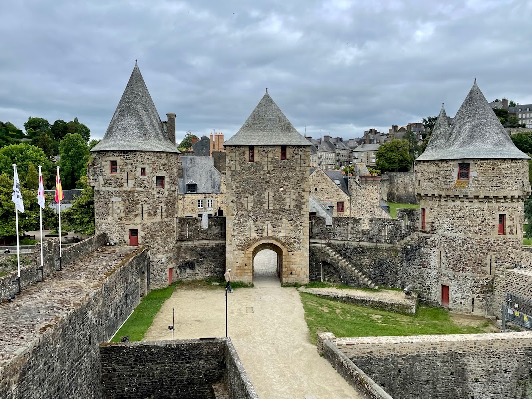 Château de Fougères — Patrimoine — Fougères