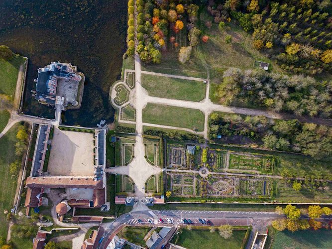 Château de La Bussière — Visiter un château — La Bussière