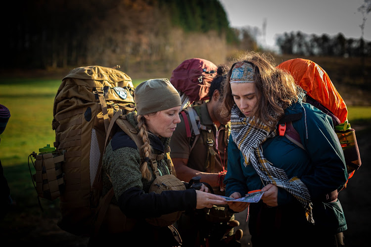 TIME ON TARGET - Stage de survie, Escape game Nature & Team Building — Andelarrot