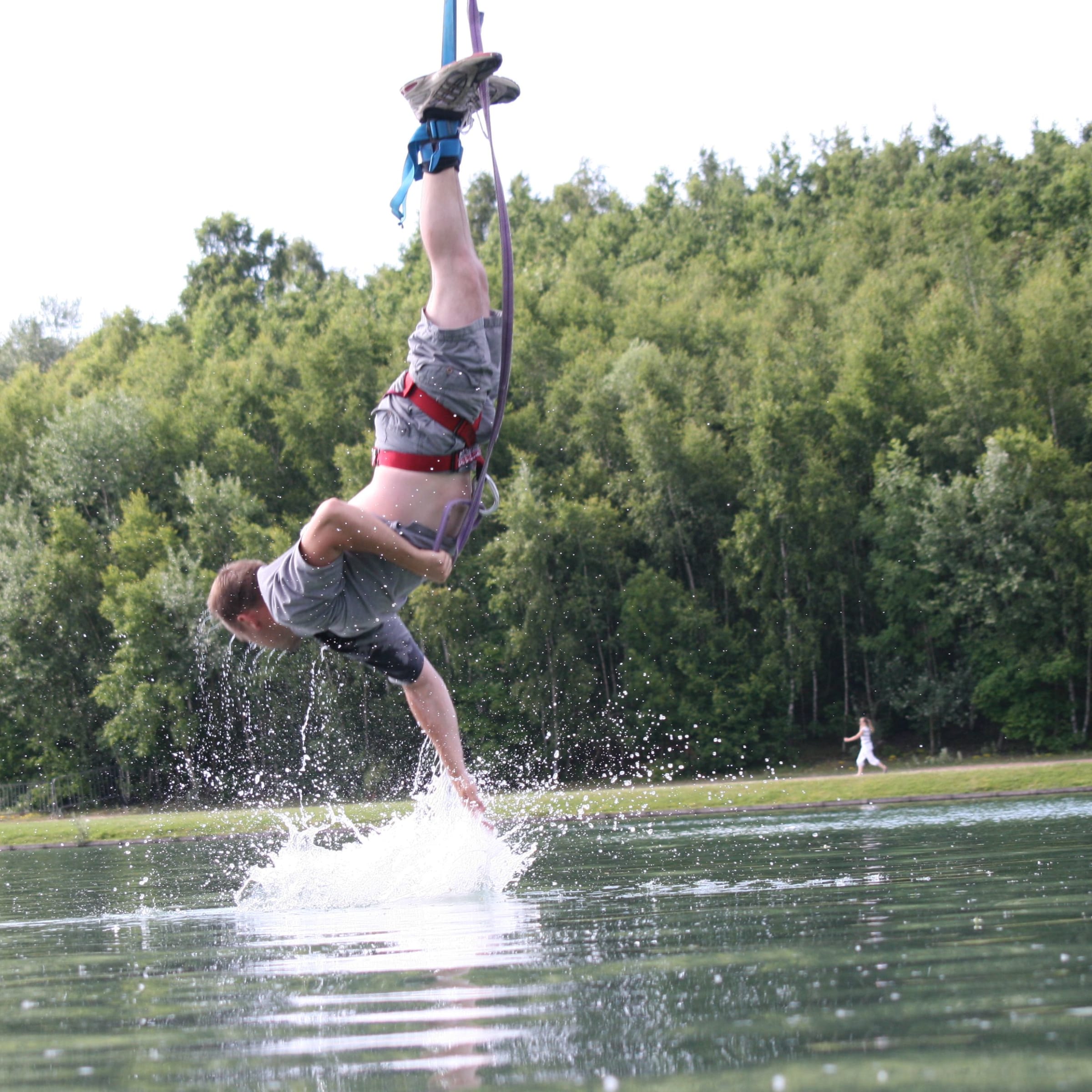 Saut à l'élastique depuis le Viaduc de Claudon