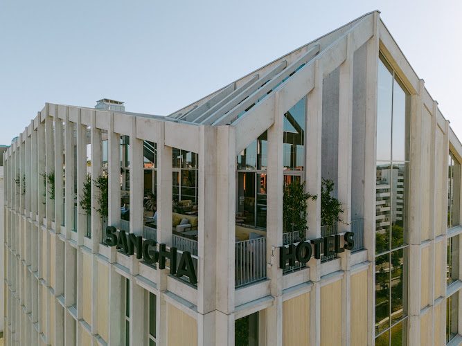 Sangha Toulouse Hôtel Bar & Rooftop — Bars sur les toits avec vue panoramique — Toulouse