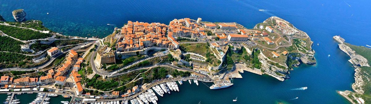 Corse Hélicoptère - Corsica Elicotteru — Baptême de l'air - Hélicoptère — Ajaccio
