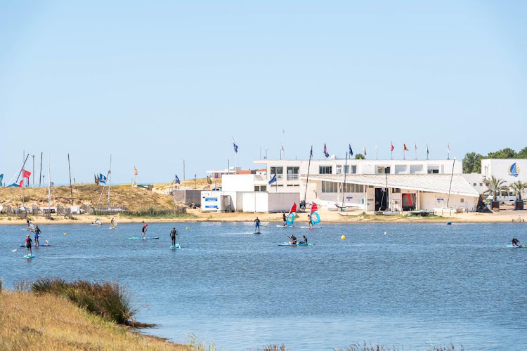 Ecole De Voile Centre Nautique Tranchais CNT — Kitesurf — La Tranche-sur-Mer