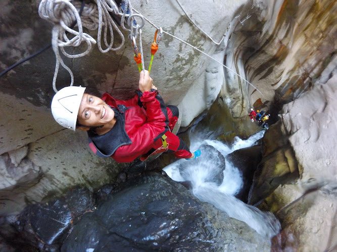 CANYON 07 – Via corda dans les gorges du Chassezac — Via corda & randonnée verticale — Les Vans