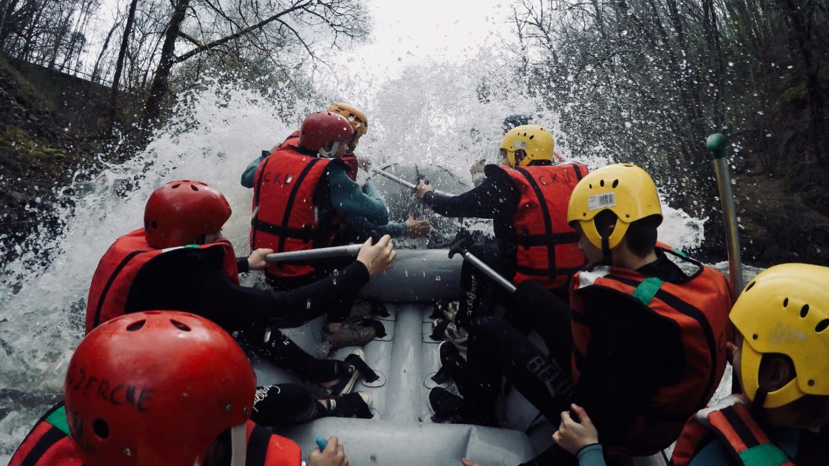 Vézère Passion - Base de la Minoterie — Rafting — Uzerche